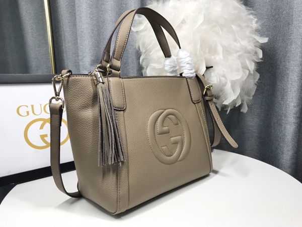 激安グッチバッグコピー背面デザイン